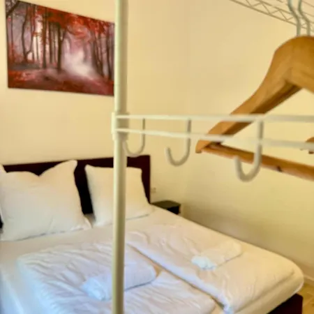 Perfect For Fans And Travelers * Γκελσενκίρτσεν