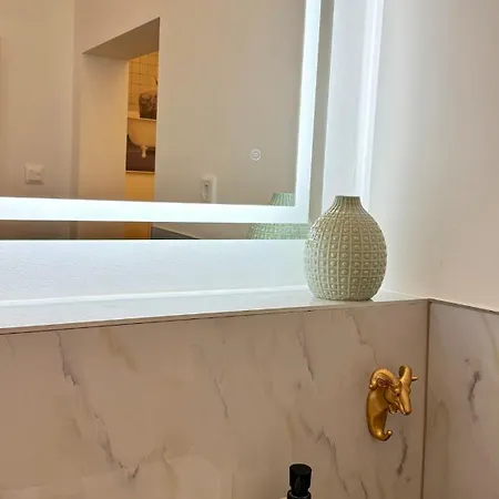 Perfect For Fans And Travelers *