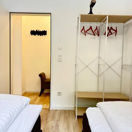 Perfect For Fans And Travelers * Γκελσενκίρτσεν