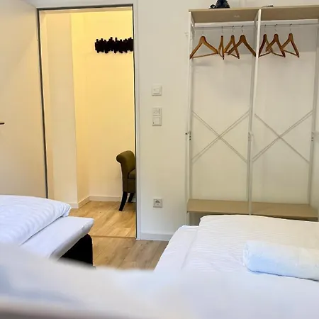 Perfect For Fans And Travelers Γκελσενκίρτσεν